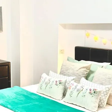 'home Sweet Home-luxury Apartment-santa Cruz' Apartment *